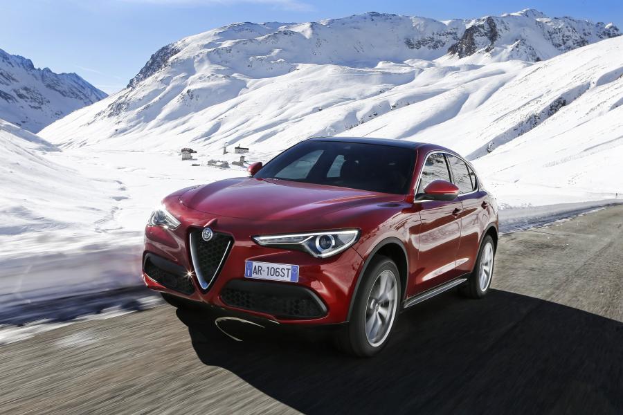 Alfa Romeo Stelvio (949) 2017 года  (WW) (фото 44 из 114)